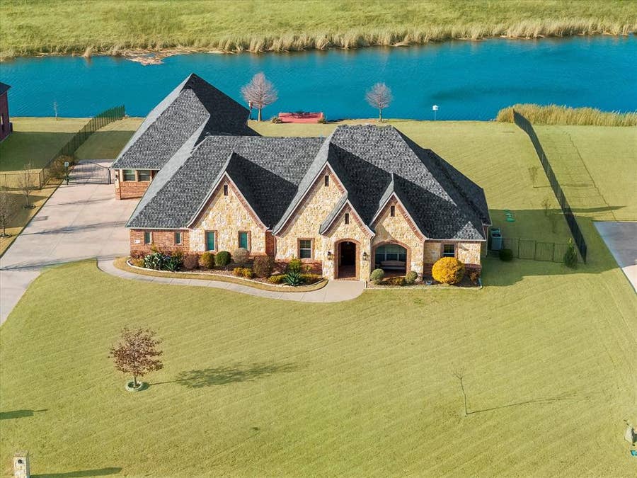Property photo for 11143 Hancock Avenue, Talty, TX
