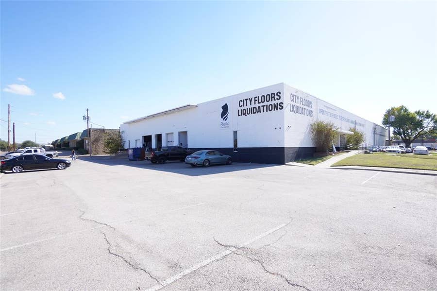 Property photo for 10830 Composite Drive, Dallas, TX