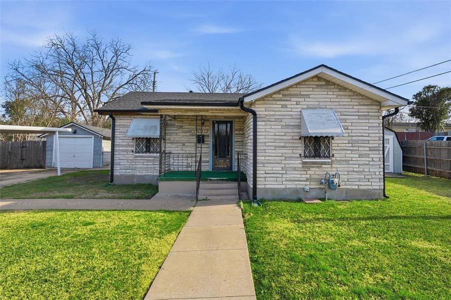 Property photo for 3820 Hiland Drive, Beverly Hills, TX