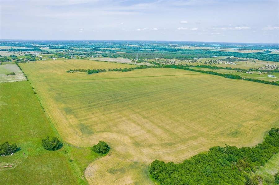 Property photo for 9999 County Road 1121, Farmersville, TX