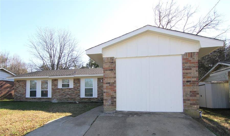 Property photo for 9830 BLUFFCREEK Drive, Dallas, TX