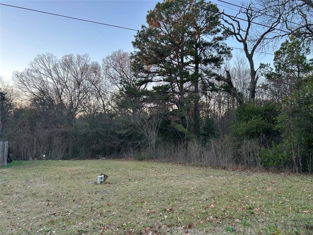 1203 N Hamlett Street, Athens, TX 75751 1203 N Hamlett Street, Athens, TX 75751