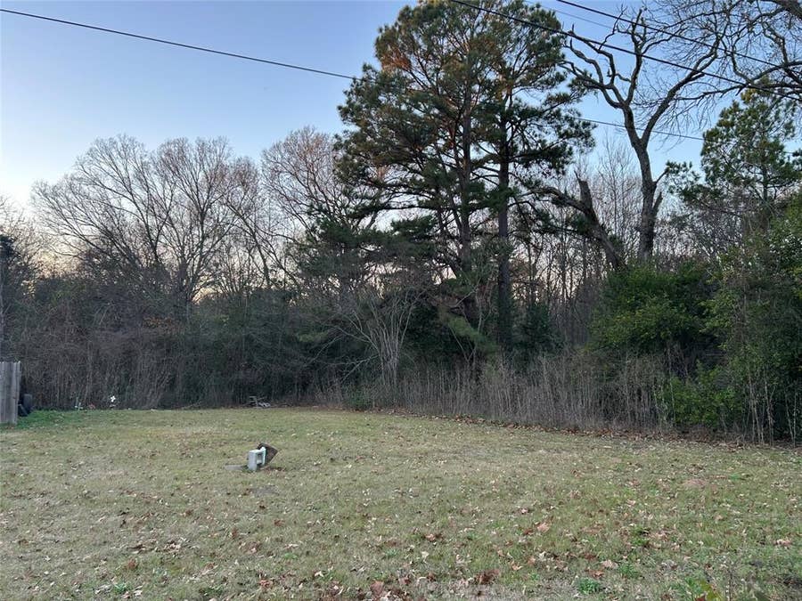 Property photo for 1203 N Hamlett Street, Athens, TX