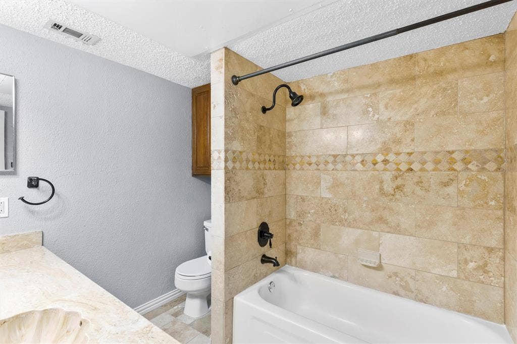 5840 Spring Valley Road, #912, Dallas, TX 75254