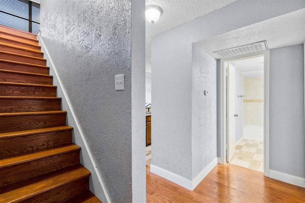 5840 Spring Valley Road, #912, Dallas, TX 75254