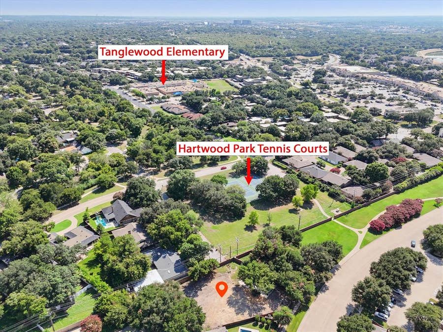 Property photo for 2889 Oakbriar Trail, Fort Worth, TX