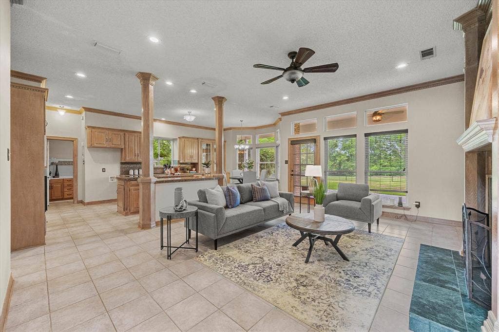 820 Windlake Circle, Heath, TX 75032 820 Windlake Circle, Heath, TX 75032