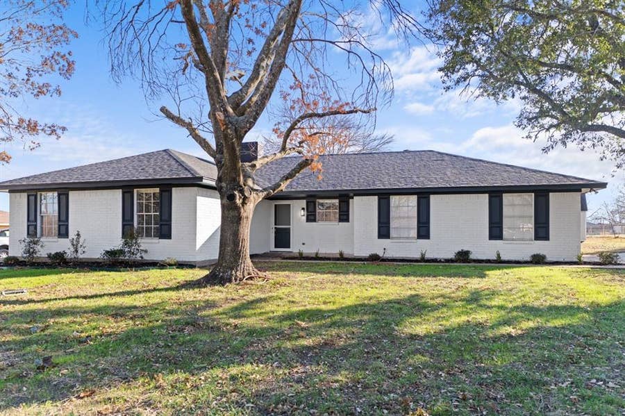 Property photo for 602 Cardinal Drive, Ovilla, TX
