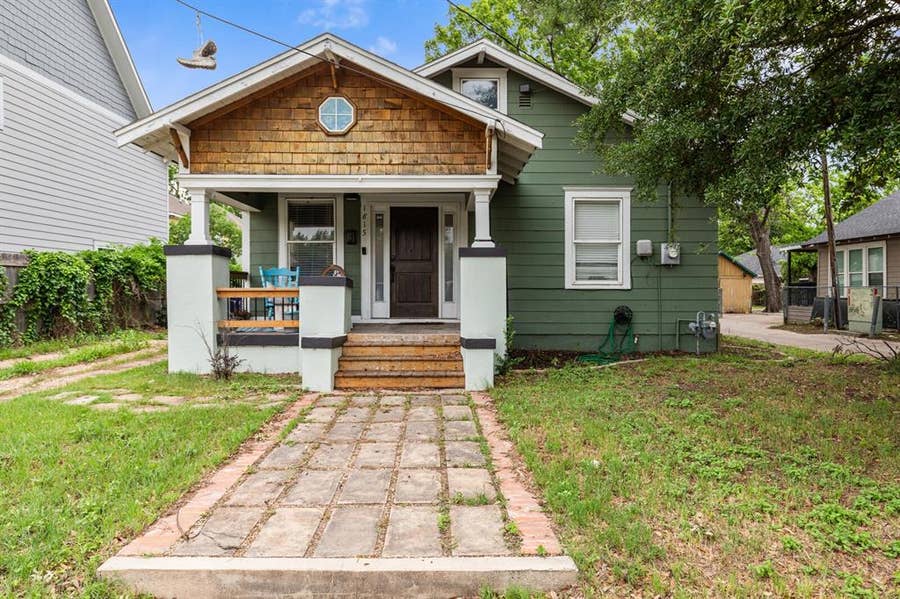Property photo for 1815 S 12TH Street, Waco, TX