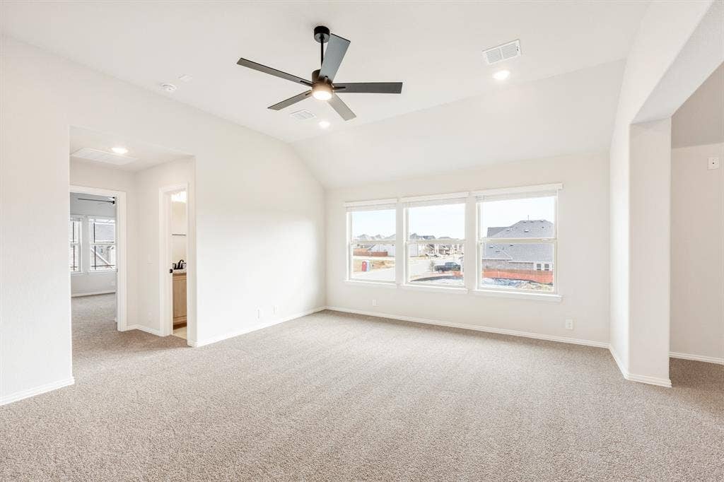 3205 Emerald Trace Drive, Denton, TX 76226