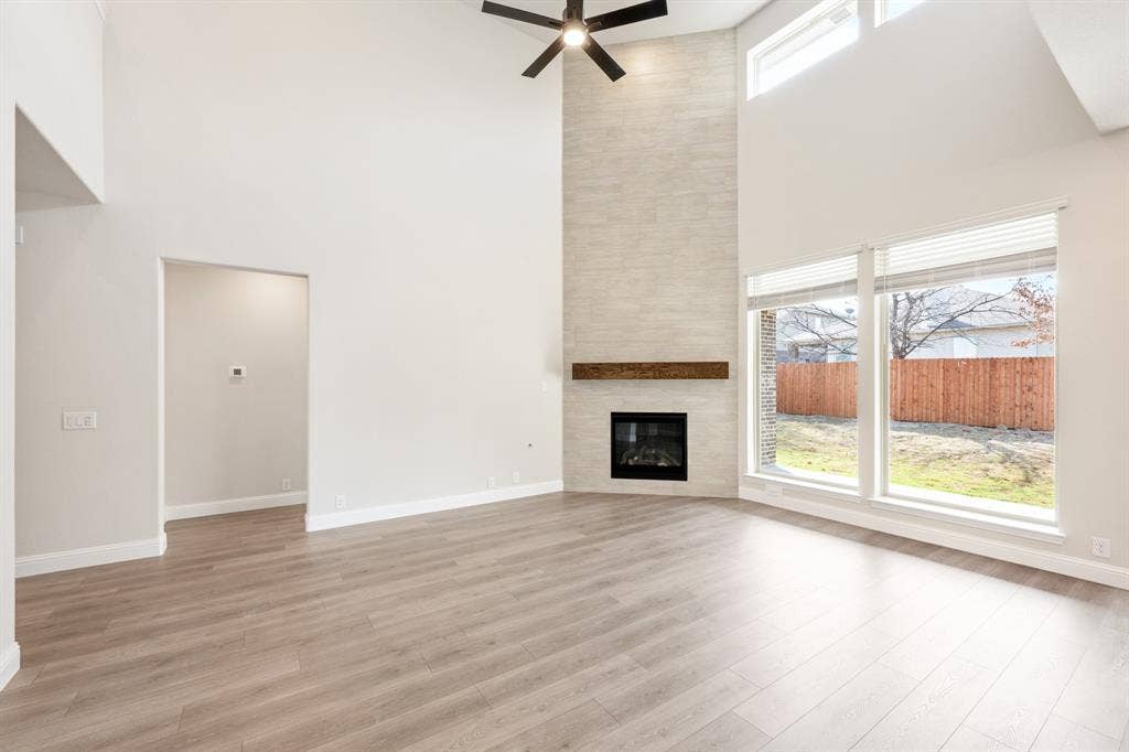 3205 Emerald Trace Drive, Denton, TX 76226