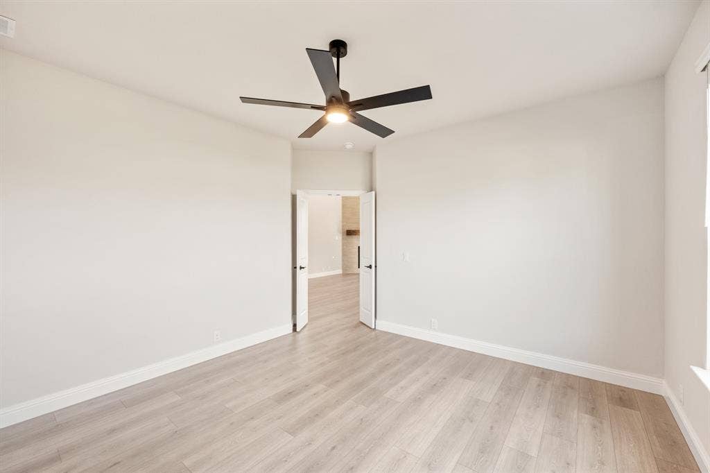 3205 Emerald Trace Drive, Denton, TX 76226