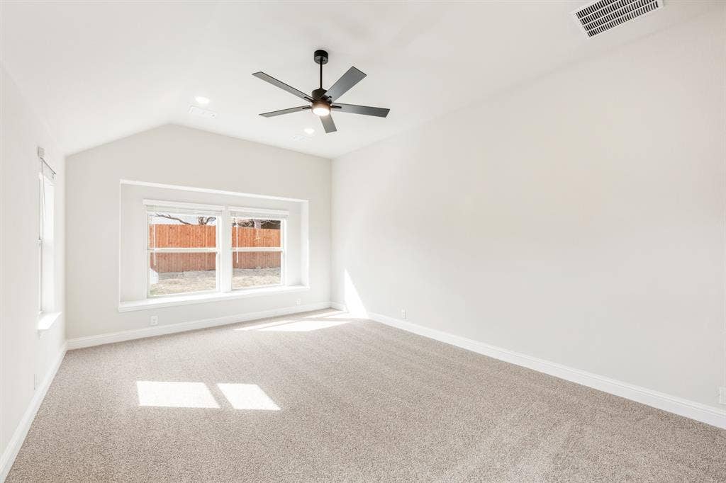 3205 Emerald Trace Drive, Denton, TX 76226
