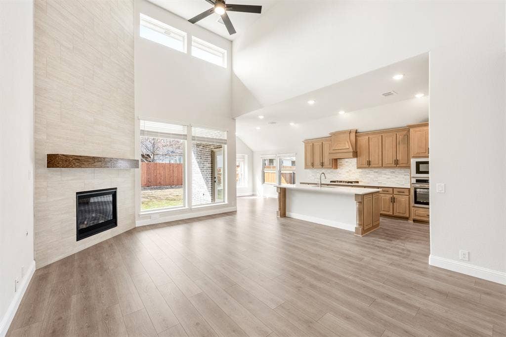 3205 Emerald Trace Drive, Denton, TX 76226