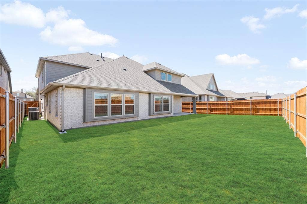 3208 Emerald Trace Drive, Denton, TX 76226