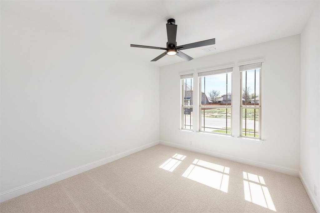 3208 Emerald Trace Drive, Denton, TX 76226
