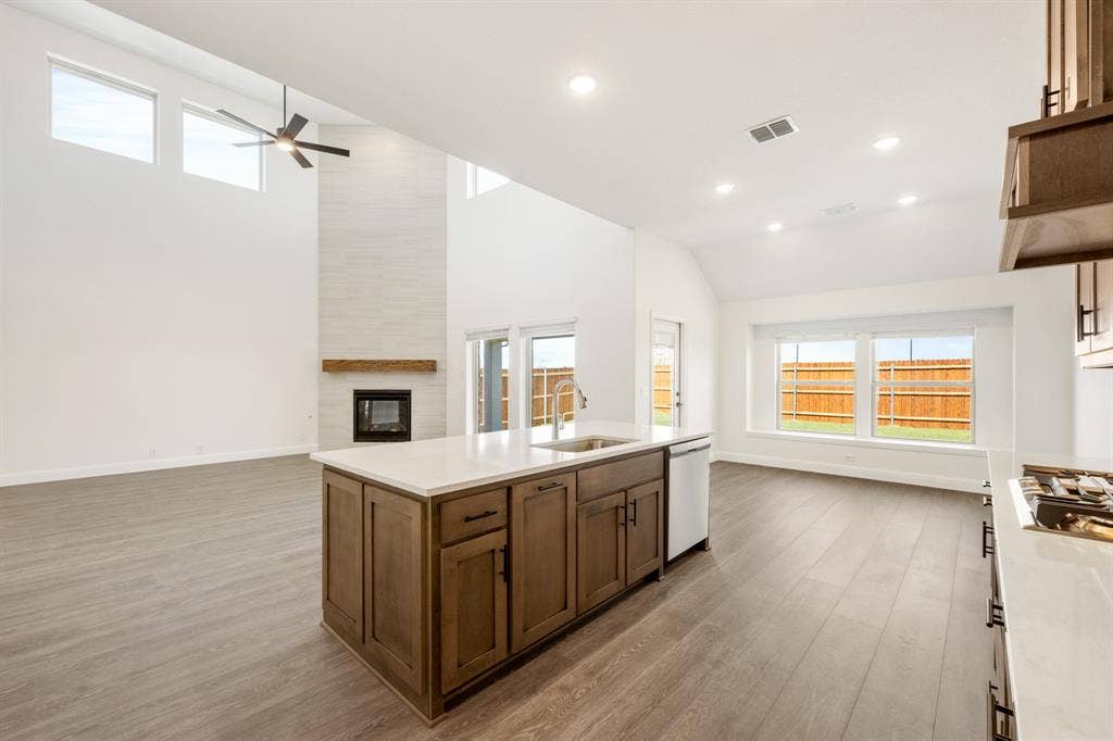 3208 Emerald Trace Drive, Denton, TX 76226