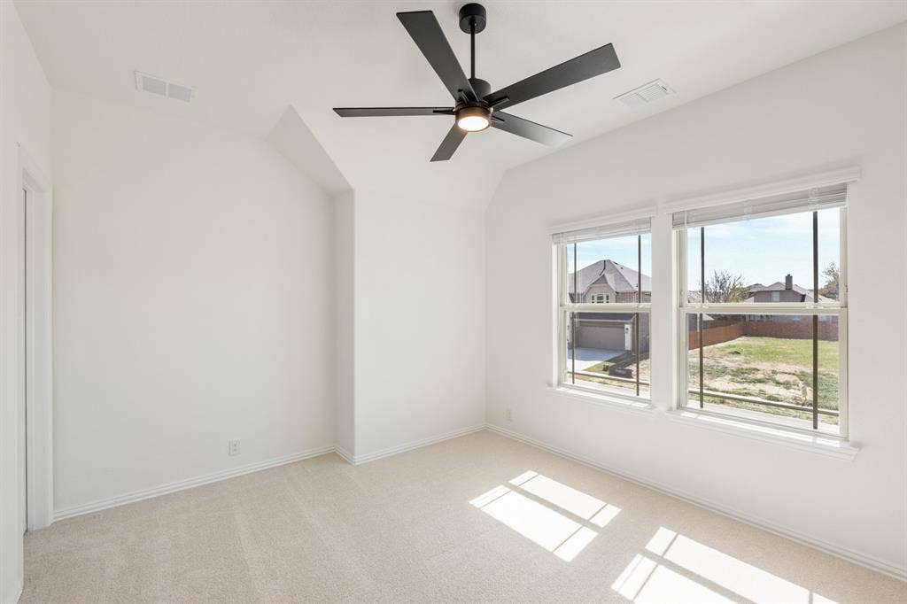 3208 Emerald Trace Drive, Denton, TX 76226