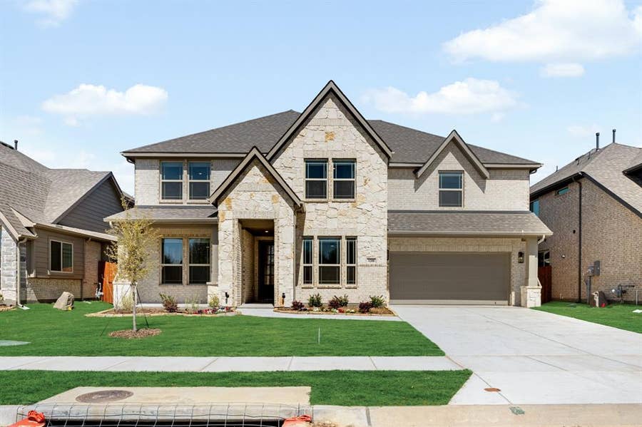 Property photo for 3208 Emerald Trace Drive, Denton, TX