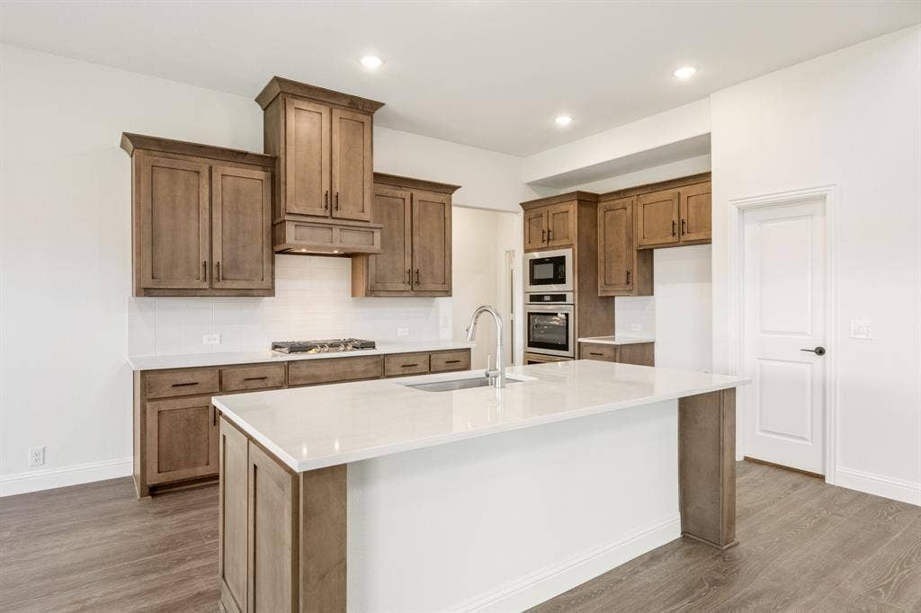 3208 Emerald Trace Drive, Denton, TX 76226