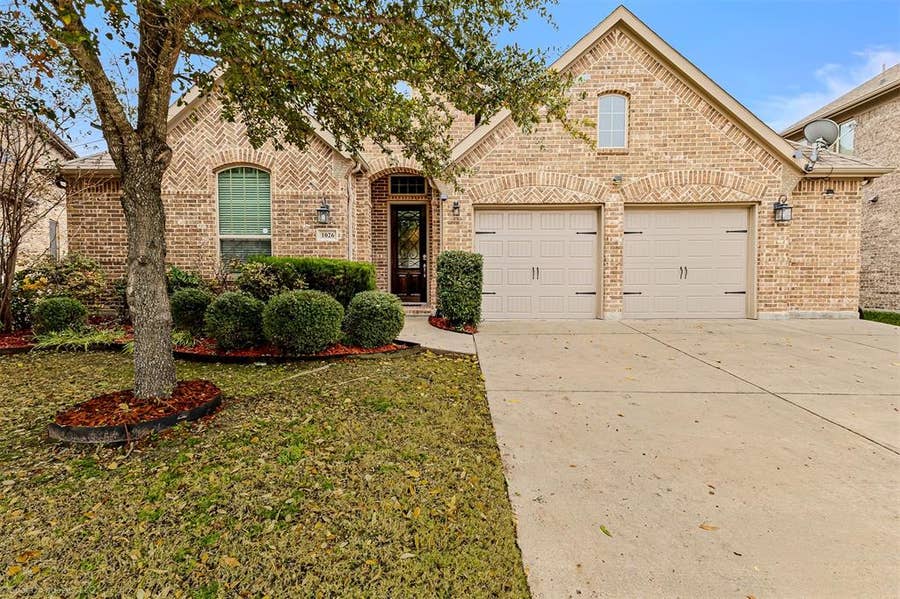Property photo for 1026 Longhill Way, Forney, TX