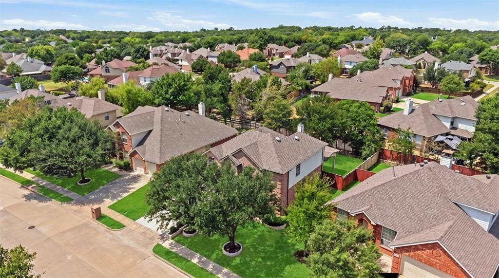 2409 Tahoe Lane, Denton, TX 76210 2409 Tahoe Lane, Denton, TX 76210