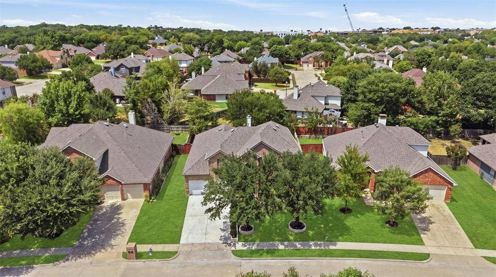 2409 Tahoe Lane, Denton, TX 76210 2409 Tahoe Lane, Denton, TX 76210