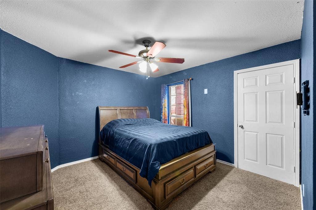 801 S Parks Drive, DeSoto, TX 75115 801 S Parks Drive, DeSoto, TX 75115