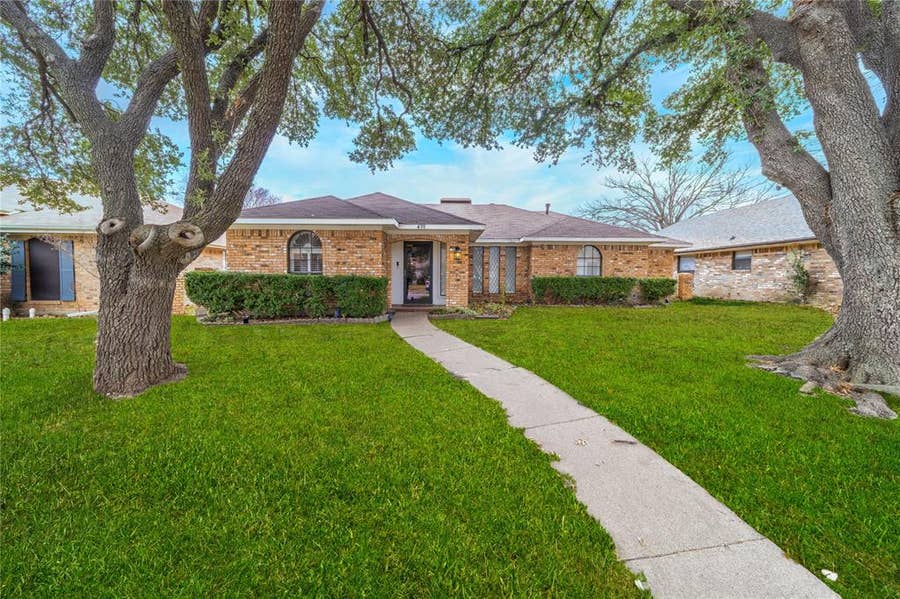 Property photo for 430 Brookfield Drive, Garland, TX