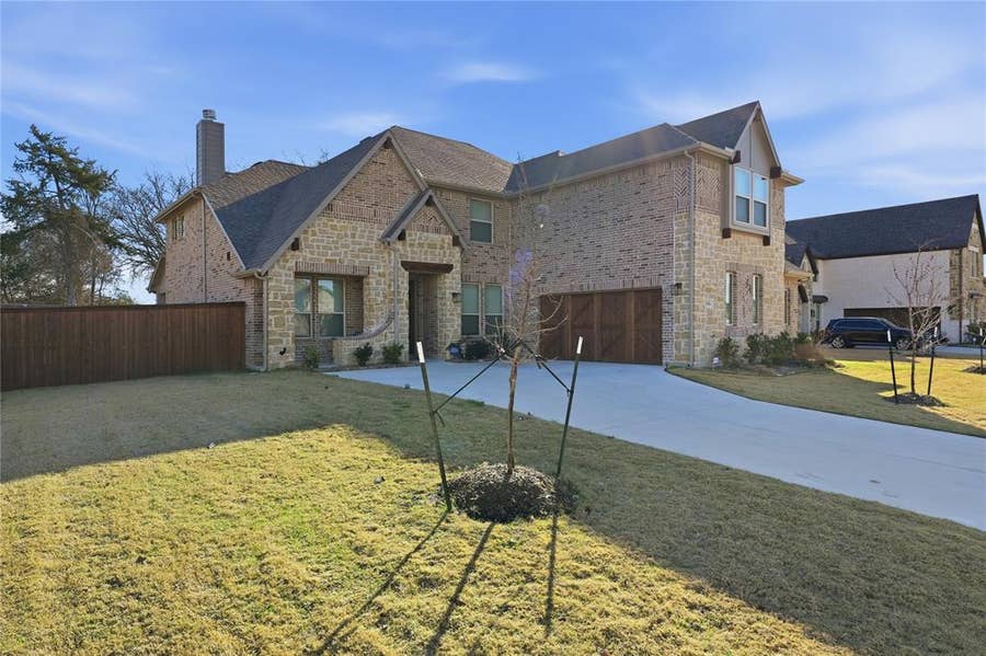 Property photo for 1026 Stillmeade Drive, Midlothian, TX