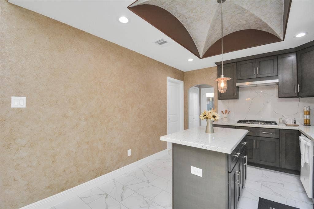 2705 & 2707 S Fox Street, Houston, TX 77003 2705 & 2707 S Fox Street, Houston, TX 77003
