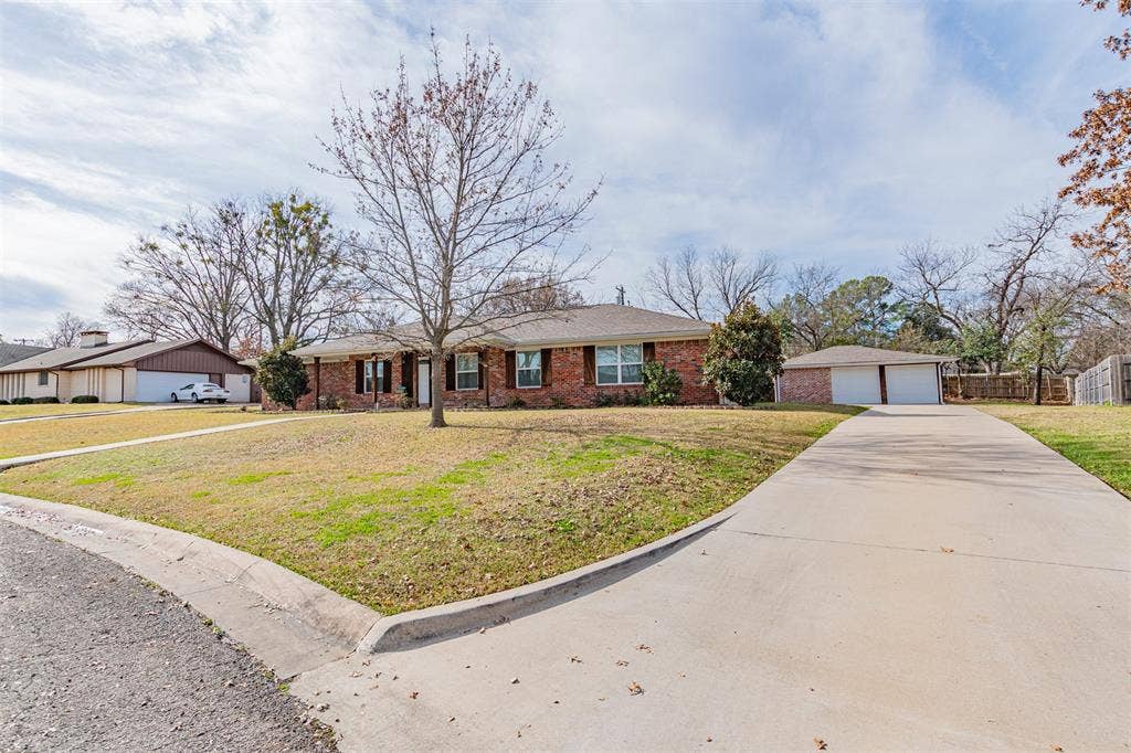 4 Priscilla, Greenville, TX 75402 4 Priscilla, Greenville, TX 75402