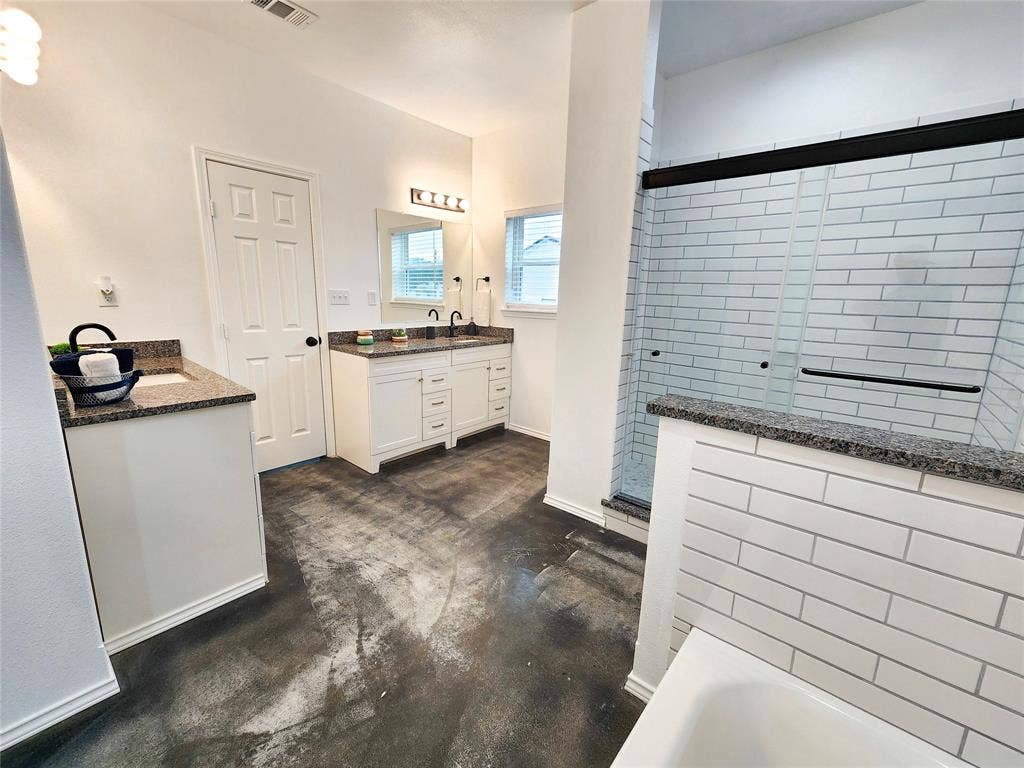 417 Katie Circle, Kennedale, TX 76060 417 Katie Circle, Kennedale, TX 76060