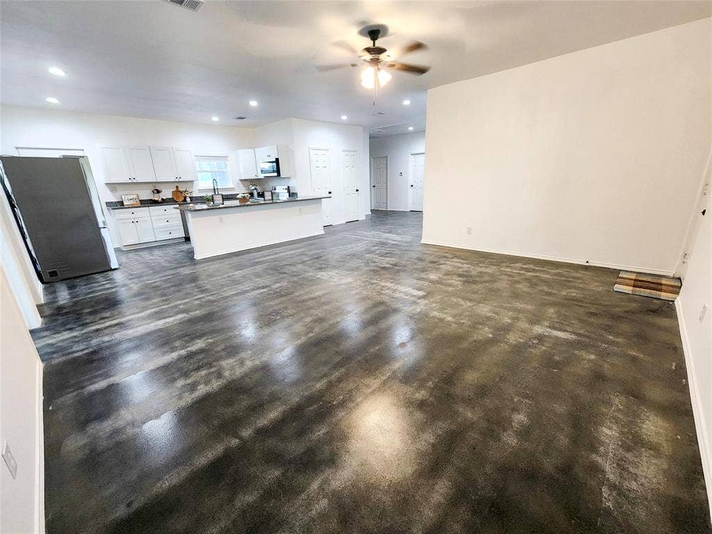 417 Katie Circle, Kennedale, TX 76060 417 Katie Circle, Kennedale, TX 76060
