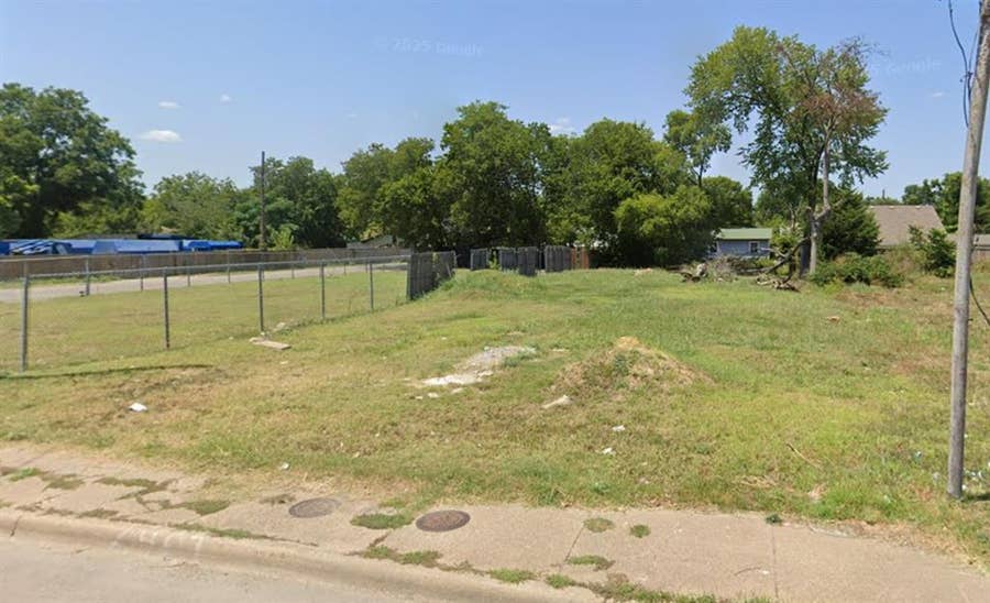 Property photo for 2407 E Ann Arbor Avenue, Dallas, TX