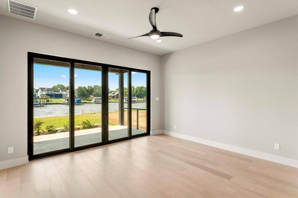 2565 Groves Court, Tool, TX 75143 2565 Groves Court, Tool, TX 75143