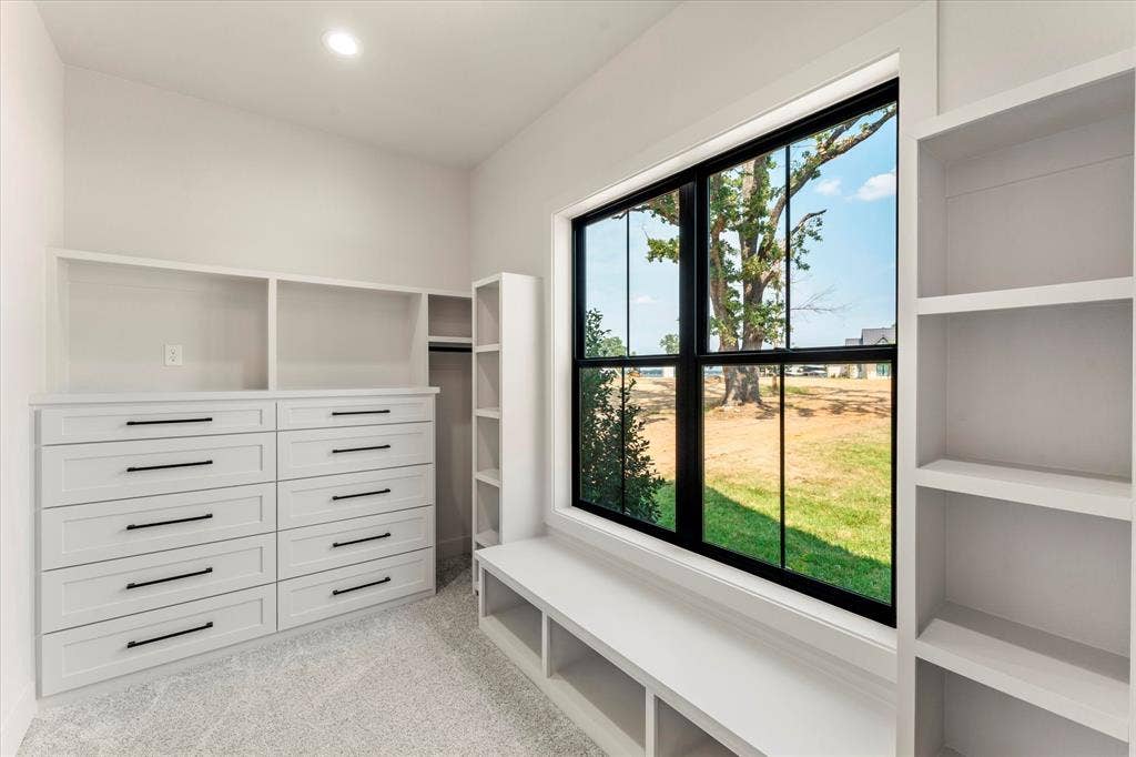 2565 Groves Court, Tool, TX 75143 2565 Groves Court, Tool, TX 75143