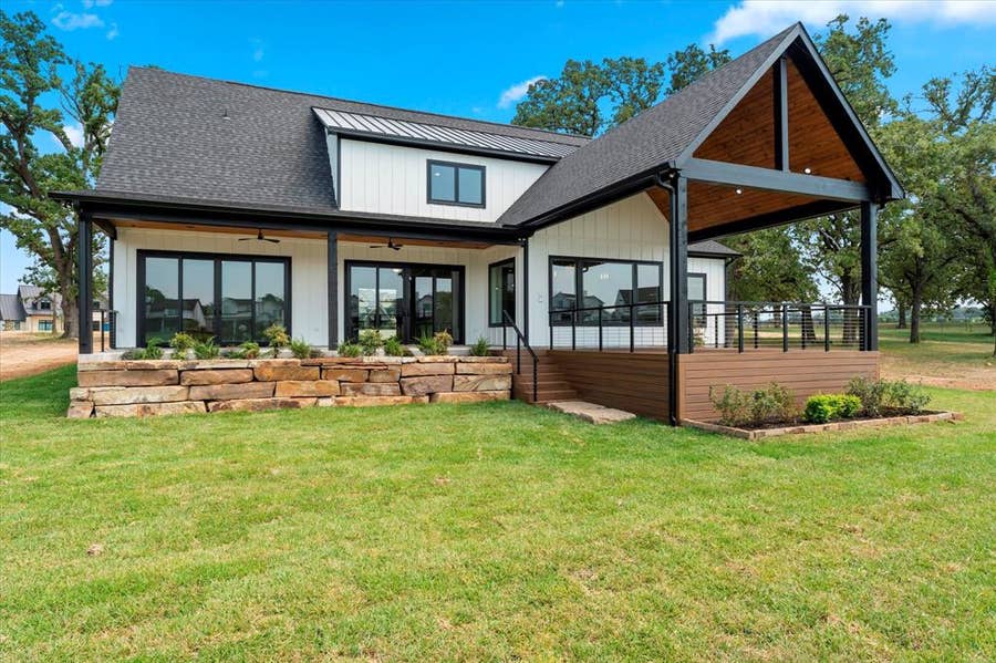 Property photo for 2565 Groves Court, Tool, TX