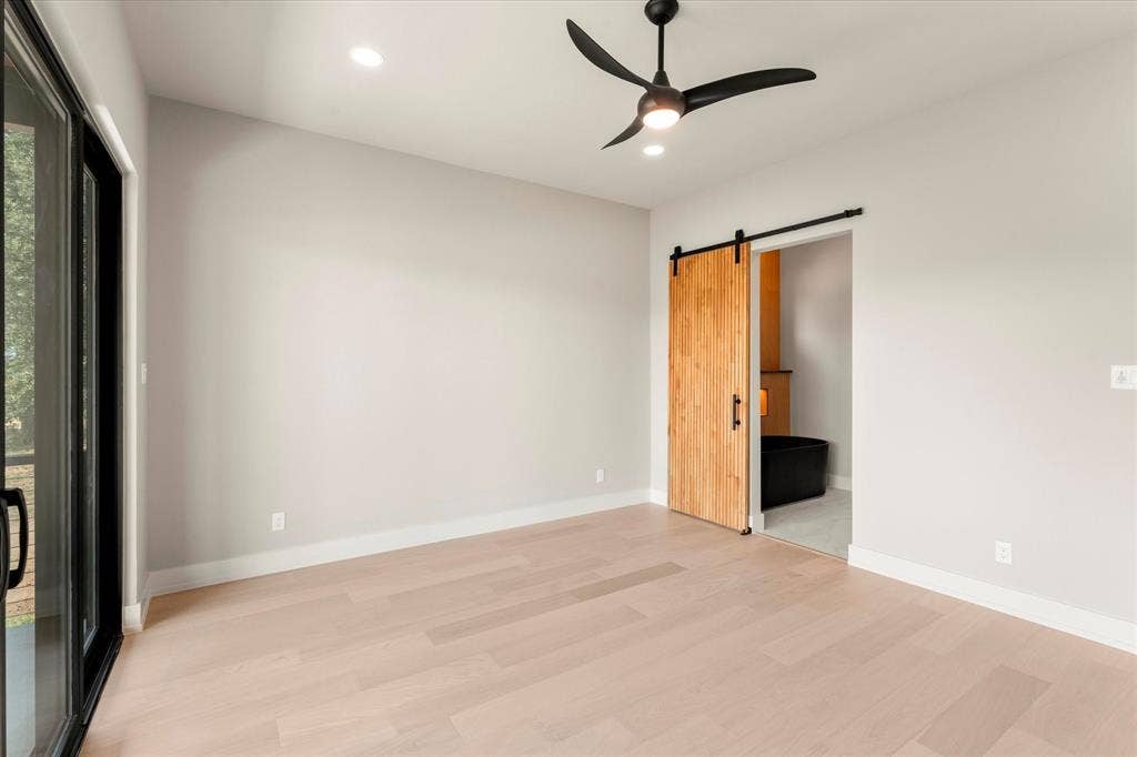 2565 Groves Court, Tool, TX 75143 2565 Groves Court, Tool, TX 75143