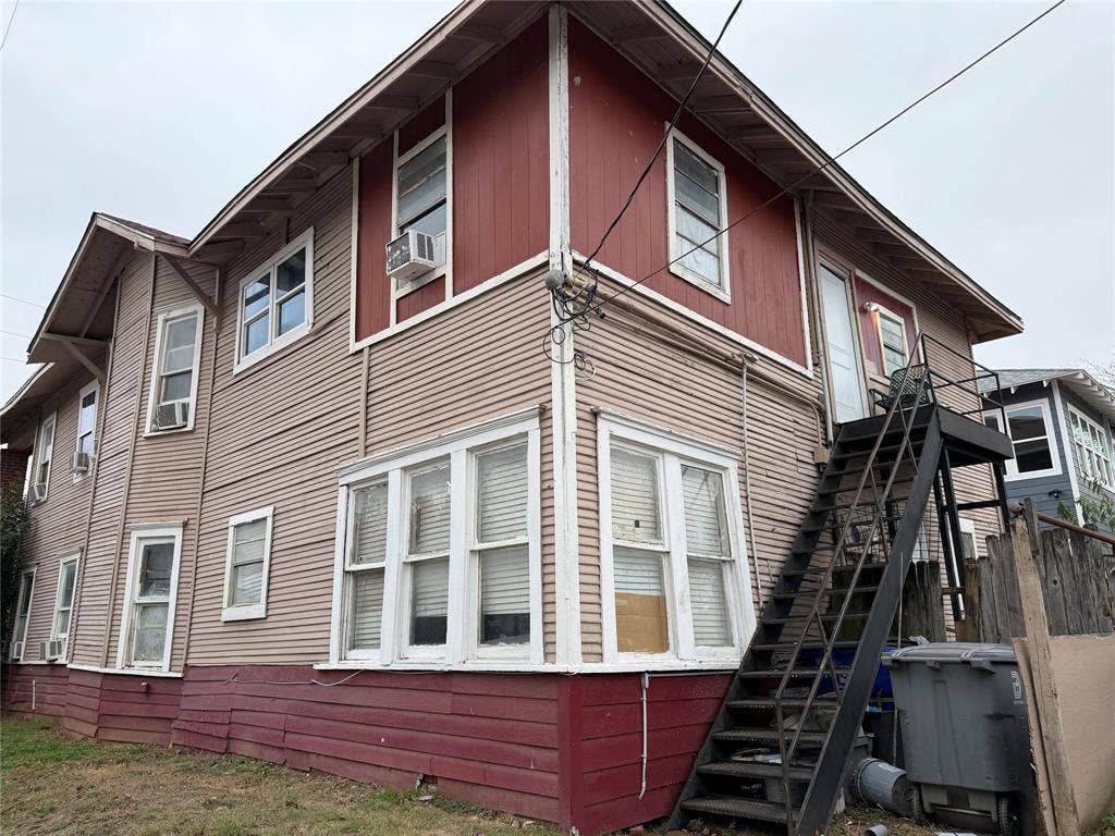 3528 Colonial Avenue, Dallas, TX 75215 3528 Colonial Avenue, Dallas, TX 75215