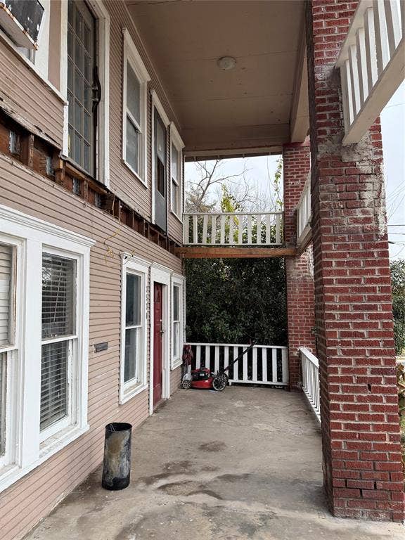 3528 Colonial Avenue, Dallas, TX 75215 3528 Colonial Avenue, Dallas, TX 75215