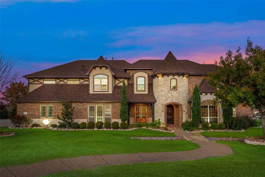 Property photo for 411 Crestfield Court, Sunnyvale, TX