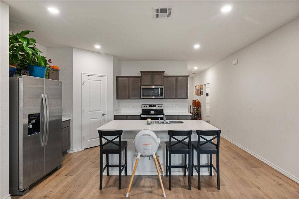 1901 Sandy Knoll Drive, Kaufman, TX 75142 1901 Sandy Knoll Drive, Kaufman, TX 75142