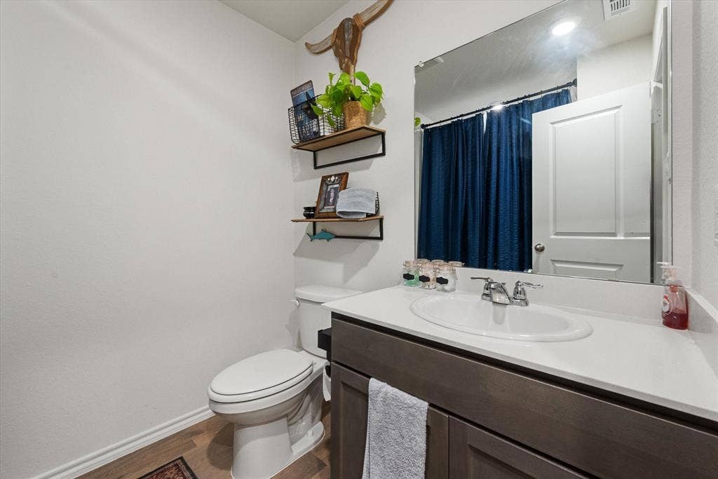 1901 Sandy Knoll Drive, Kaufman, TX 75142 1901 Sandy Knoll Drive, Kaufman, TX 75142