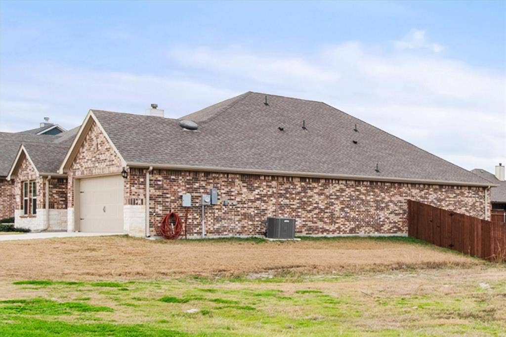 1901 Sandy Knoll Drive, Kaufman, TX 75142 1901 Sandy Knoll Drive, Kaufman, TX 75142