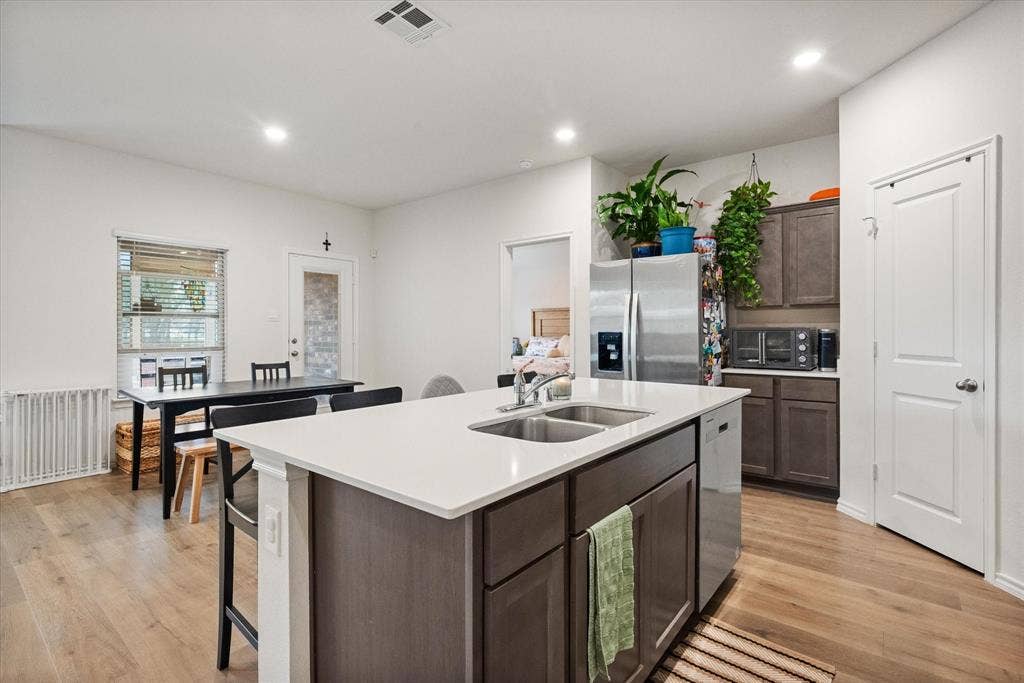 1901 Sandy Knoll Drive, Kaufman, TX 75142 1901 Sandy Knoll Drive, Kaufman, TX 75142