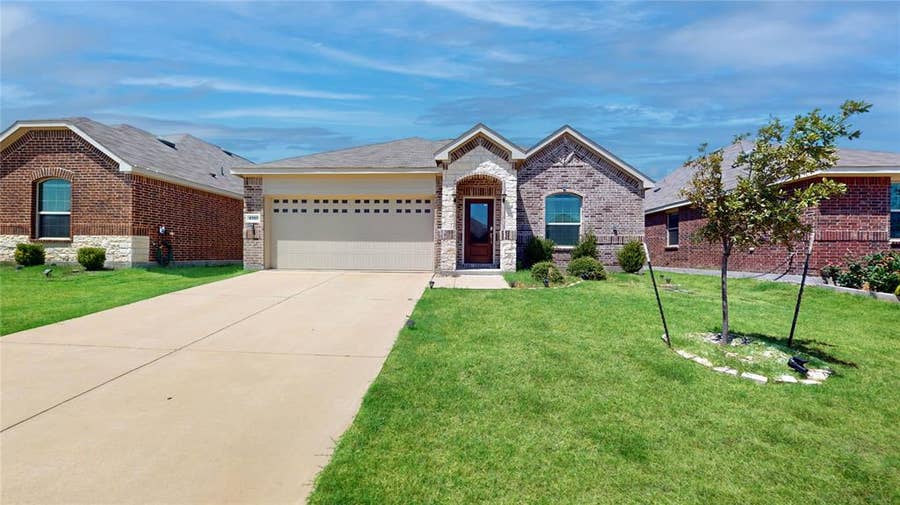 Property photo for 4950 Parrington Drive, Princeton, TX