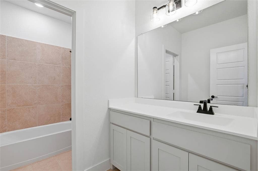 7317 Saker Street, Fort Worth, TX 76179 7317 Saker Street, Fort Worth, TX 76179