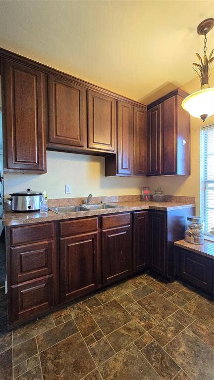 Property photo for 204 W Crossmain, Milford, TX