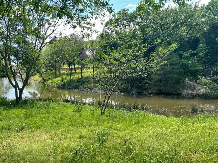 Property photo for 103 Cree Street, Mabank, TX
